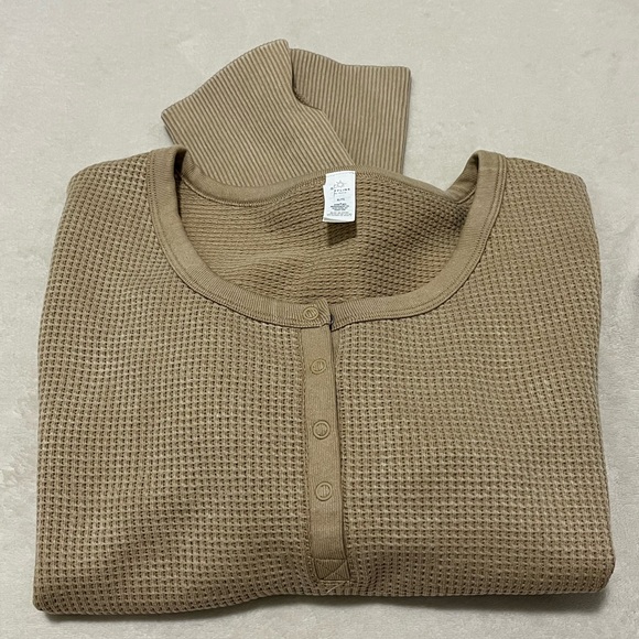 aerie Tops - Aerie Offline Main Squeeze Seamless Crop Waffle Knit Henley